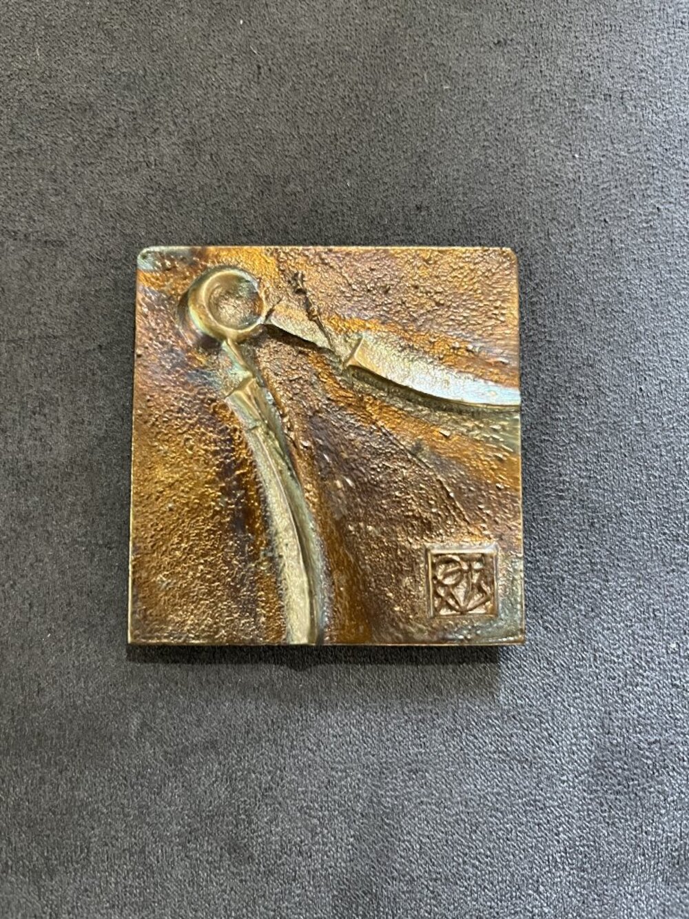 COSANTI Small Bronze Tile - Burnish Style